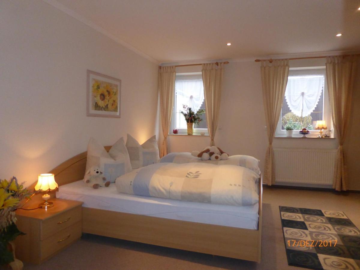 Ferienwohnung Floehatalblick Olbernhau Buitenkant foto